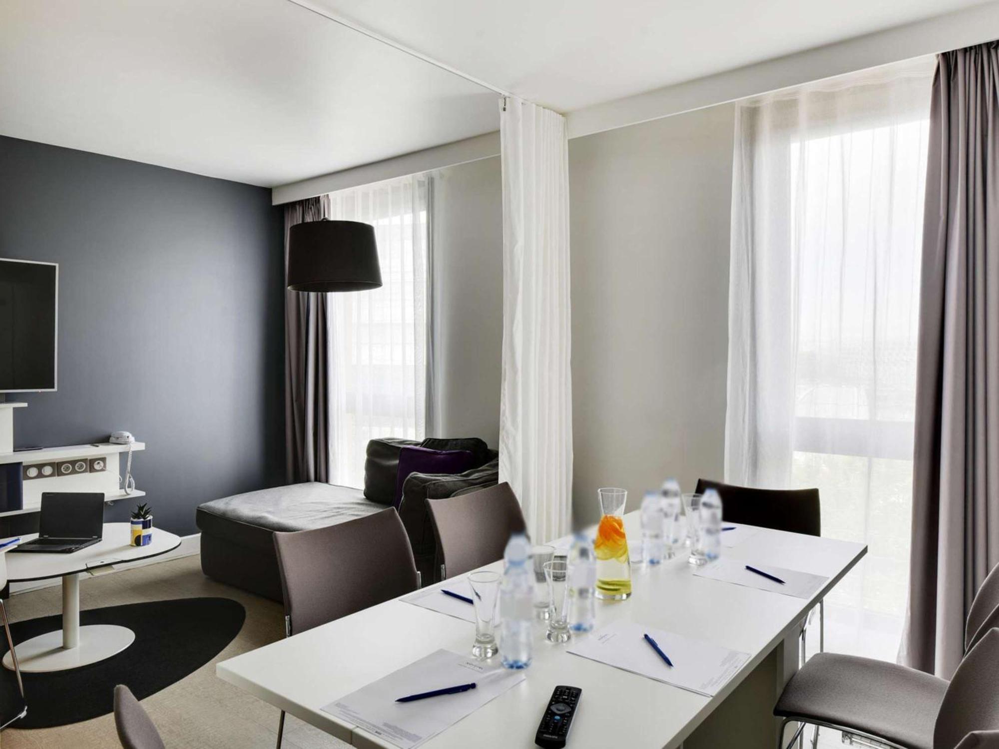 โนโวเทล สวีทส์ แพริส อิสซี เลส เมาลิเน็กซ์ Hotel อิซซีเลมูลิโนต์ ภายนอก รูปภาพ