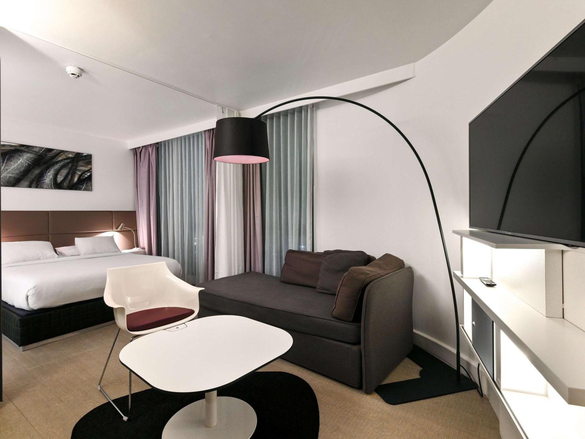 โนโวเทล สวีทส์ แพริส อิสซี เลส เมาลิเน็กซ์ Hotel อิซซีเลมูลิโนต์ ภายนอก รูปภาพ