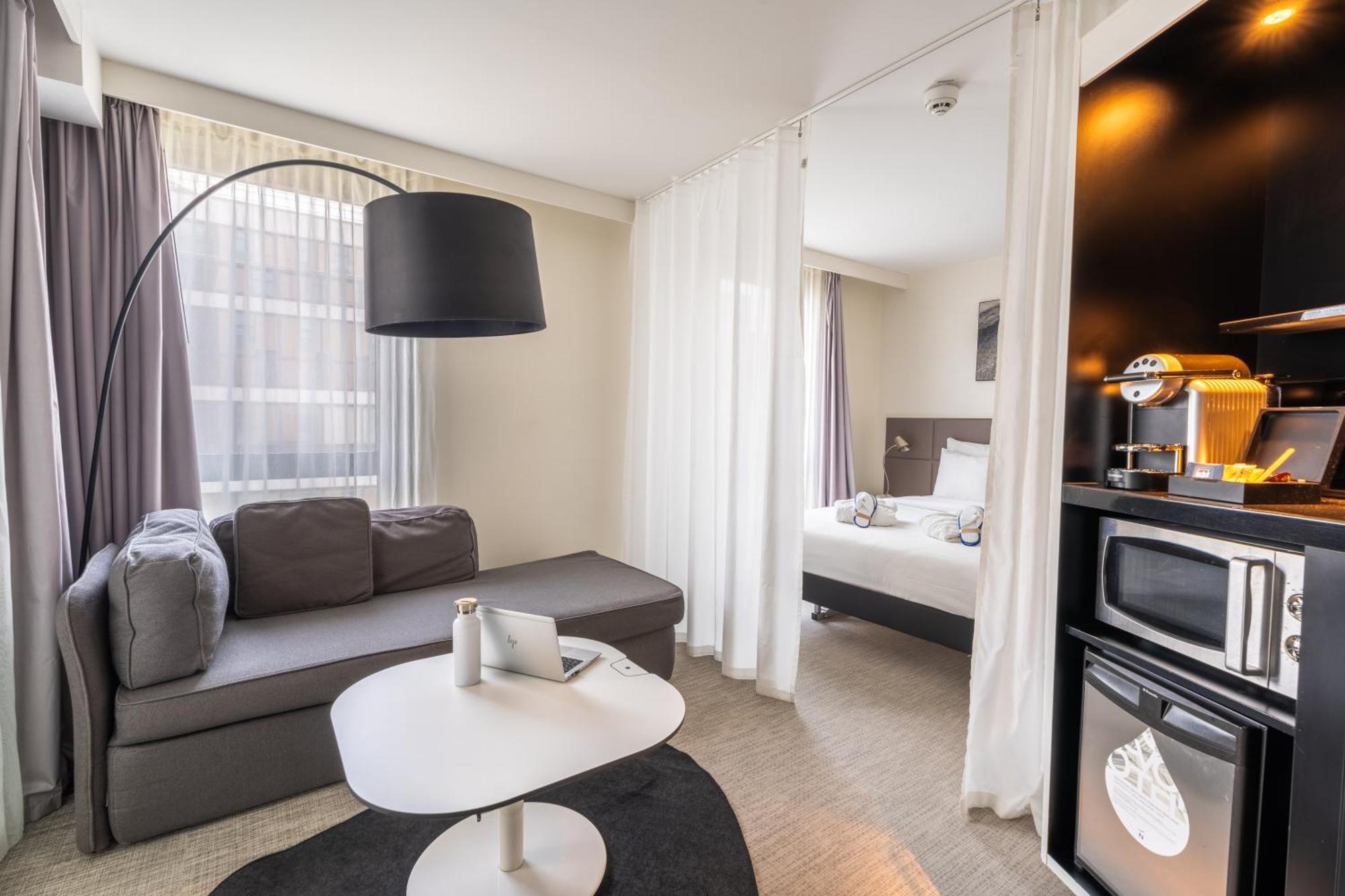 โนโวเทล สวีทส์ แพริส อิสซี เลส เมาลิเน็กซ์ Hotel อิซซีเลมูลิโนต์ ภายนอก รูปภาพ