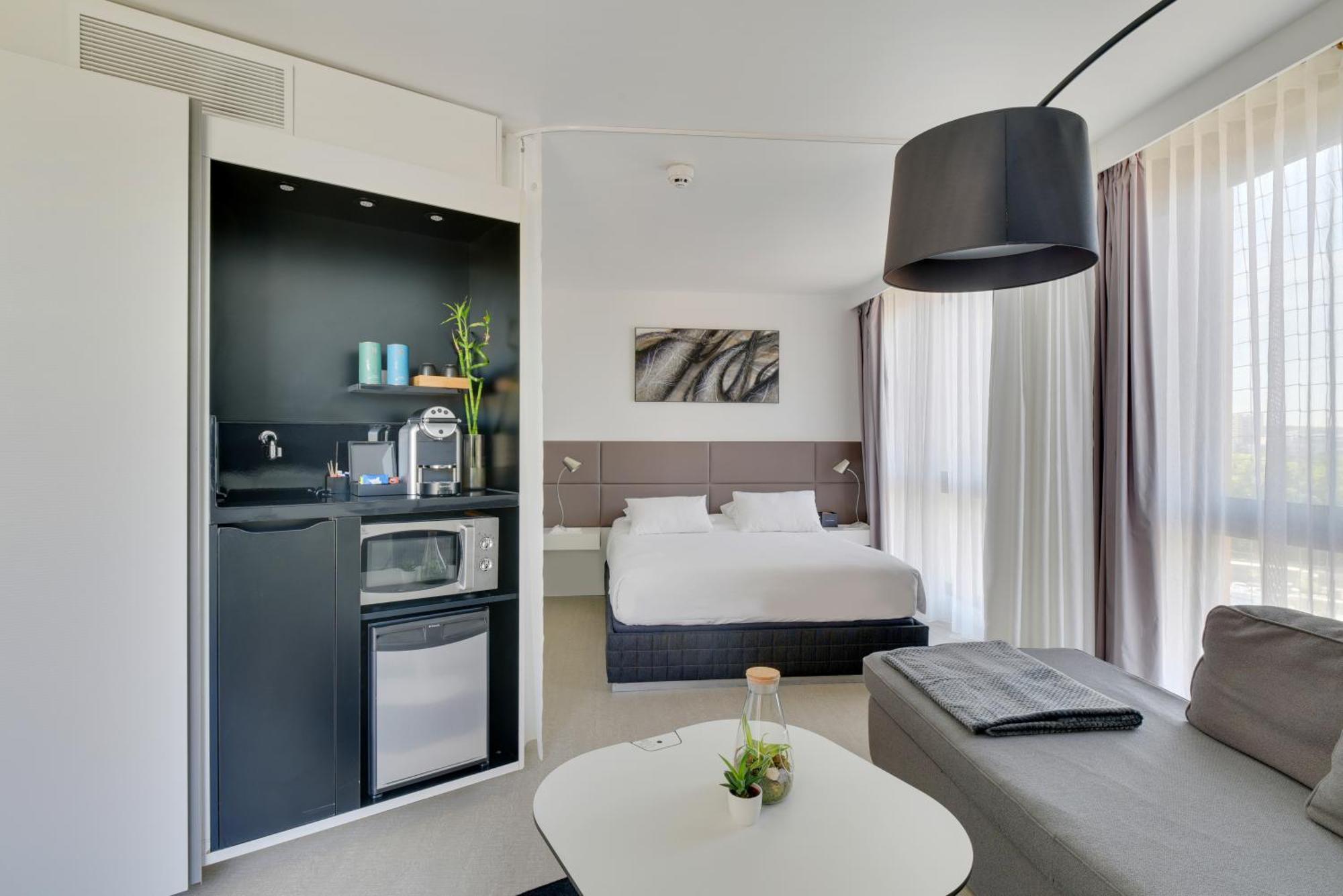 โนโวเทล สวีทส์ แพริส อิสซี เลส เมาลิเน็กซ์ Hotel อิซซีเลมูลิโนต์ ภายนอก รูปภาพ