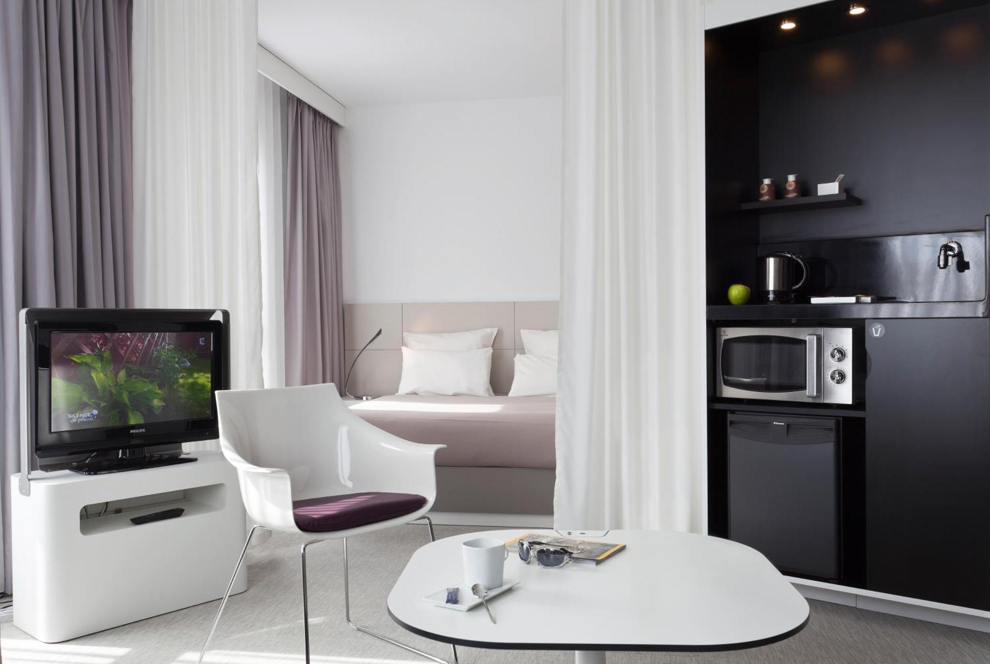 โนโวเทล สวีทส์ แพริส อิสซี เลส เมาลิเน็กซ์ Hotel อิซซีเลมูลิโนต์ ภายนอก รูปภาพ